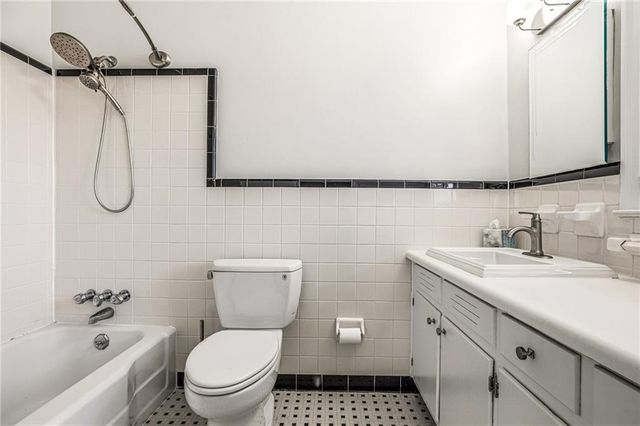 3694 Peachtree NE Road A4, Atlanta, GA 30319