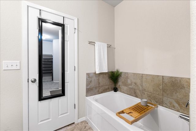 901 Loudon Drive, Bentonville, AR 72712