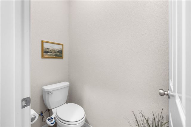 901 Loudon Drive, Bentonville, AR 72712