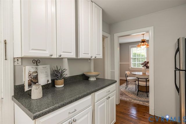 1211 Hollins Rd, Henrico, VA 23229