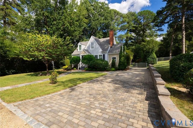 1211 Hollins Rd, Henrico, VA 23229