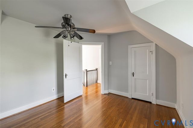 1211 Hollins Rd, Henrico, VA 23229