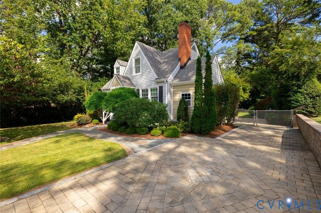 1211 Hollins Rd, Henrico, VA 23229