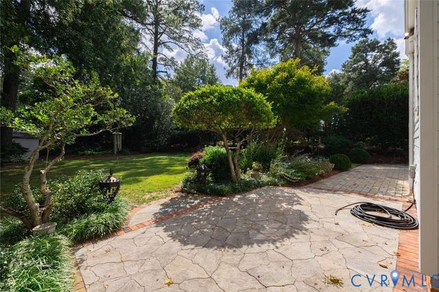 1211 Hollins Rd, Henrico, VA 23229