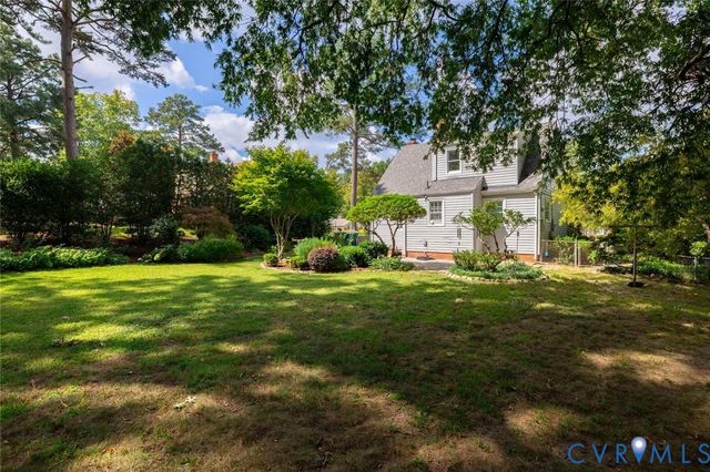 1211 Hollins Rd, Henrico, VA 23229