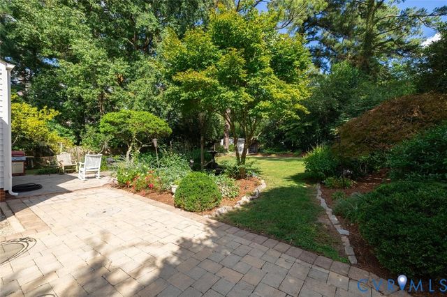 1211 Hollins Rd, Henrico, VA 23229