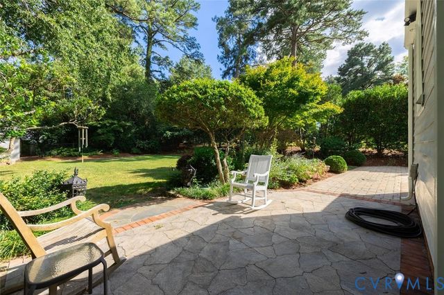 1211 Hollins Rd, Henrico, VA 23229