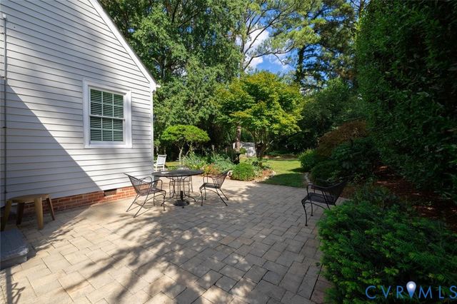1211 Hollins Rd, Henrico, VA 23229