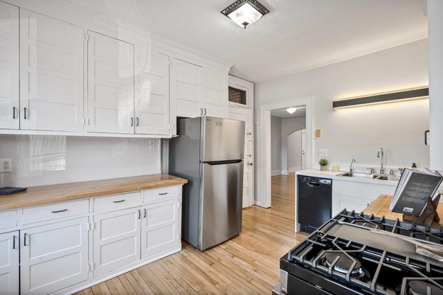 2112 Emerson Avenue S 3, Minneapolis, MN 55405