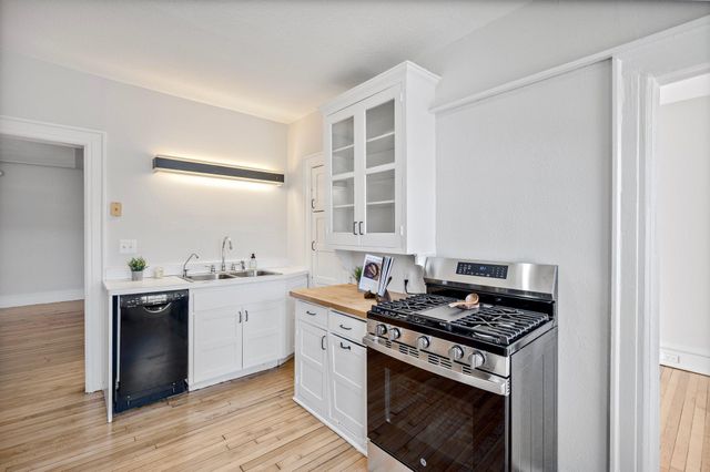 2112 Emerson Avenue S 3, Minneapolis, MN 55405