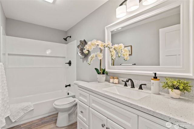 842 S 143rd Place, Burien, WA 98168