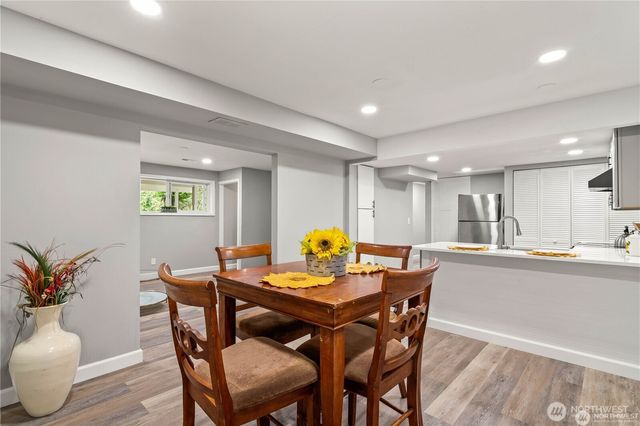 842 S 143rd Place, Burien, WA 98168