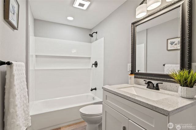 842 S 143rd Place, Burien, WA 98168