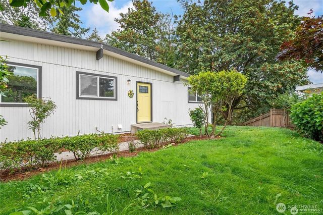 842 S 143rd Place, Burien, WA 98168