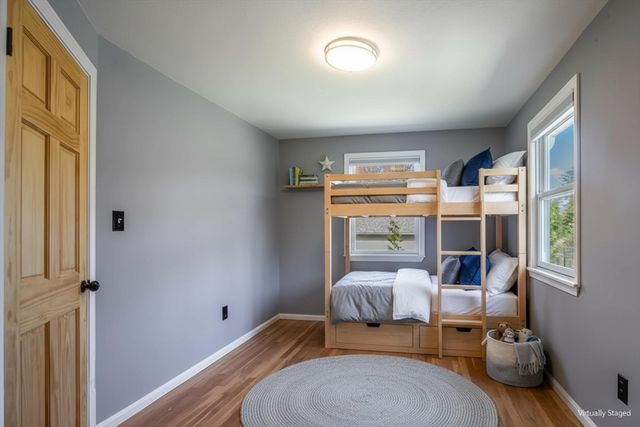196 Center St, Groveland, MA 01834