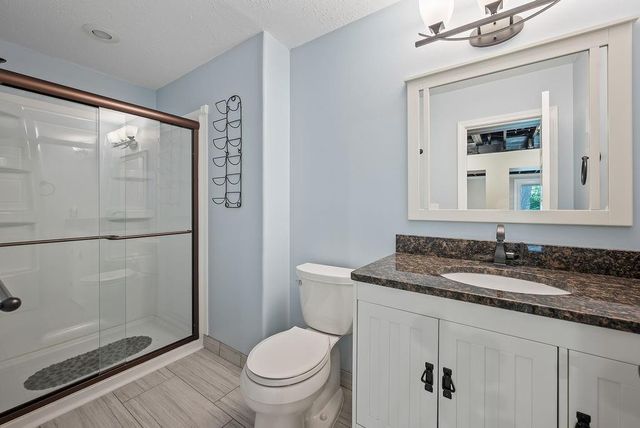 12304 Nieman Road, Overland Park, KS 66213