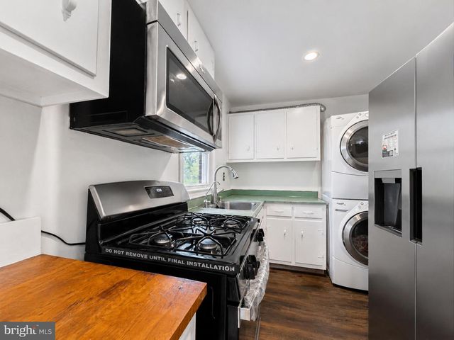 6806 BEACON PL, Riverdale, MD 20737