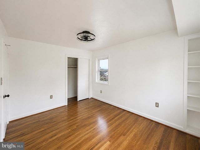 6806 BEACON PL, Riverdale, MD 20737