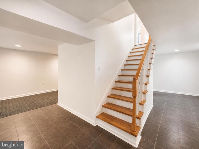 6806 BEACON PL, Riverdale, MD 20737