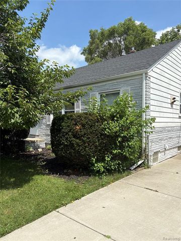 18827 Woodside Street, Harper Woods, MI 48225