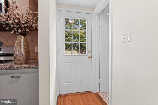 6213 THOMAS DR, Springfield, VA 22150