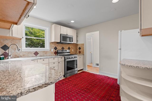 6213 THOMAS DR, Springfield, VA 22150