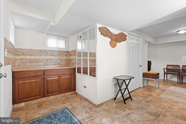 6213 THOMAS DR, Springfield, VA 22150