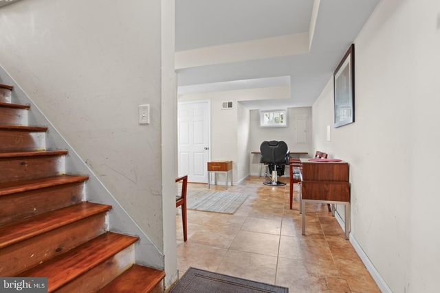 6213 THOMAS DR, Springfield, VA 22150