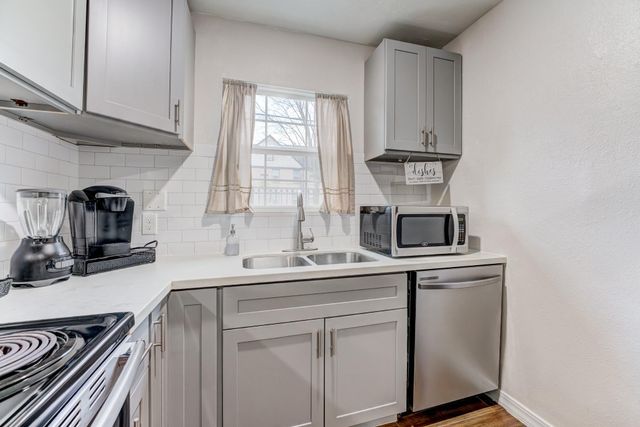 2720 Truxillo Street 1, Houston, TX 77004