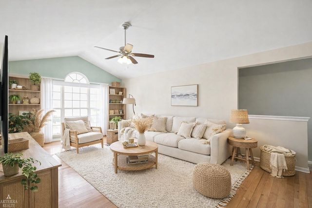 52212 Naugatuck Street, Macomb Twp, MI 48042