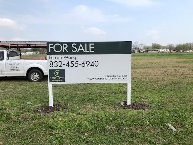0 Strawberry Road, Pasadena, TX 77506