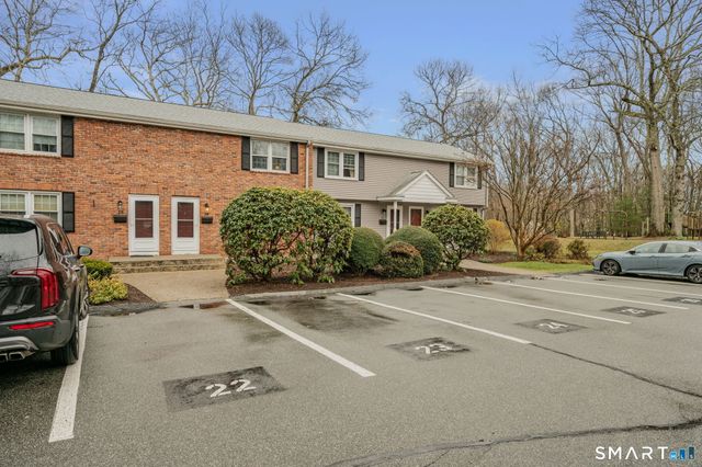 81 East Pattagansett Road 24, East Lyme, CT 06357