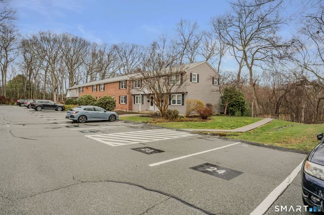 81 East Pattagansett Road 24, East Lyme, CT 06357