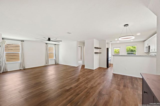 6322 Silver Pegasus, San Antonio, TX 78218