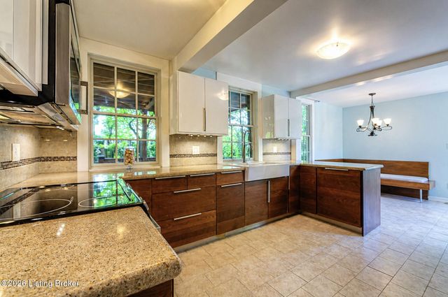 1638 Cowling Ave 1, Louisville, KY 40205