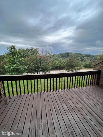 95 TIMOTHY CIR, Wayne, PA 19087