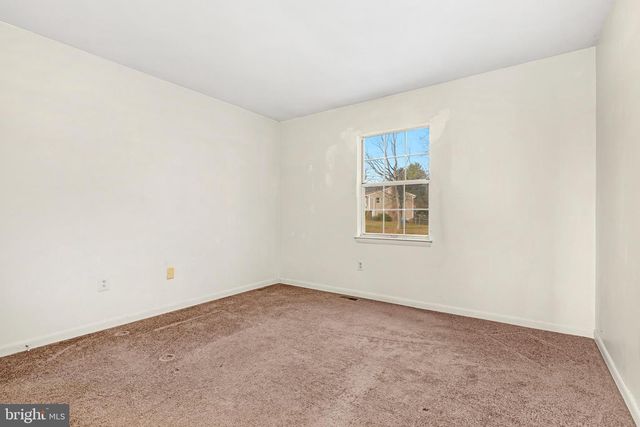 1011 CHAPEL RD, New Windsor, MD 21776