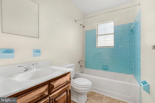 1011 CHAPEL RD, New Windsor, MD 21776