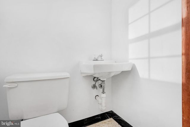 1011 CHAPEL RD, New Windsor, MD 21776