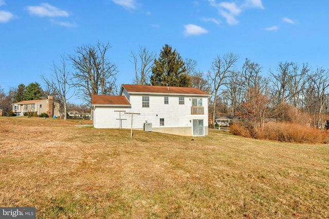 1011 CHAPEL RD, New Windsor, MD 21776