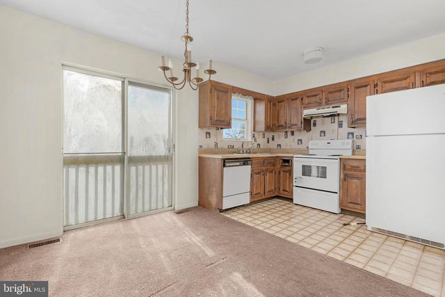 1011 CHAPEL RD, New Windsor, MD 21776