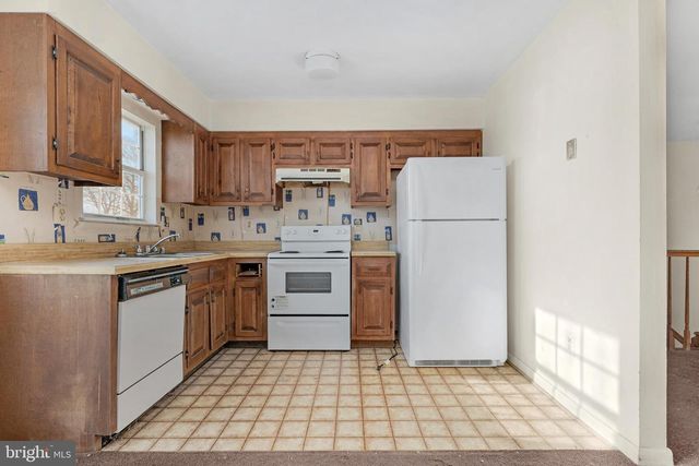 1011 CHAPEL RD, New Windsor, MD 21776