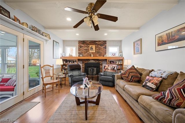 6094 Emerald Street, North Ridgeville, OH 44039