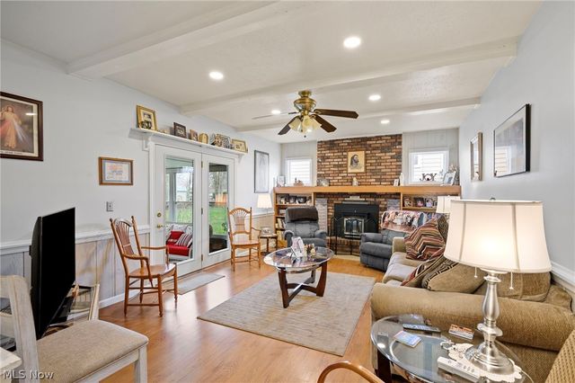 6094 Emerald Street, North Ridgeville, OH 44039