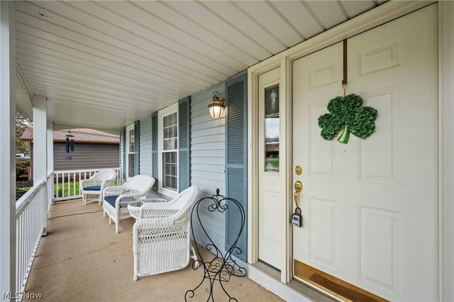 6094 Emerald Street, North Ridgeville, OH 44039