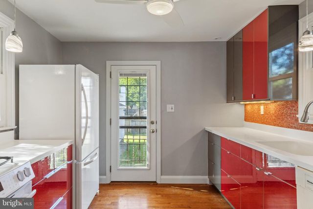312 TOWNSEND AVE, Baltimore, MD 21225