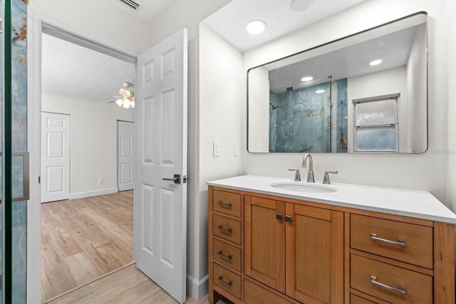 4540 BAYSHORE BOULEVARD NE, St Petersburg, FL 33703