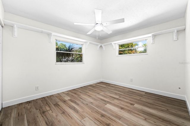 4540 BAYSHORE BOULEVARD NE, St Petersburg, FL 33703