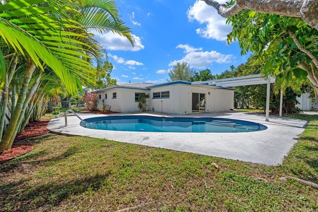 4540 BAYSHORE BOULEVARD NE, St Petersburg, FL 33703