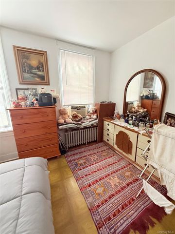 3067 42nd Street, Astoria, NY 11103